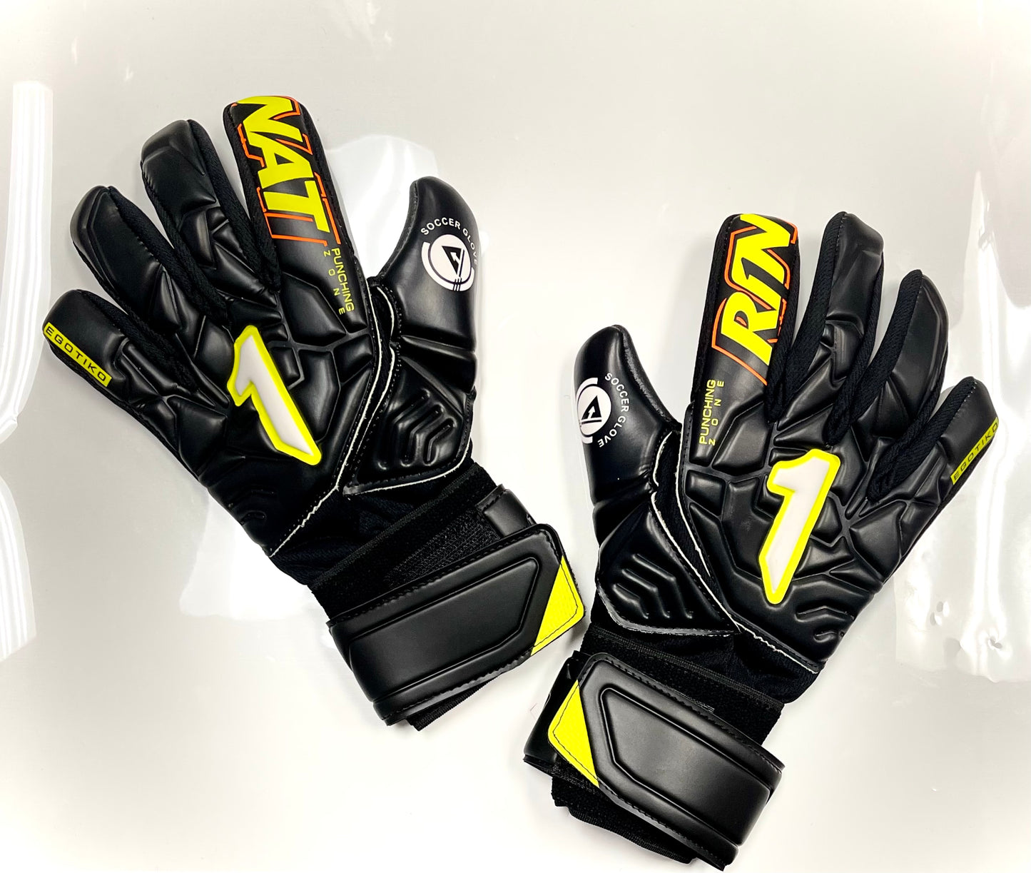 Rinat Egotiko Stellar SPINES-TURF Black/Yellow